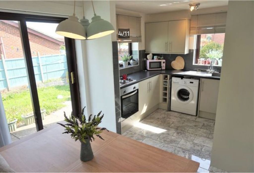 Property photo 3 of 7 5035563