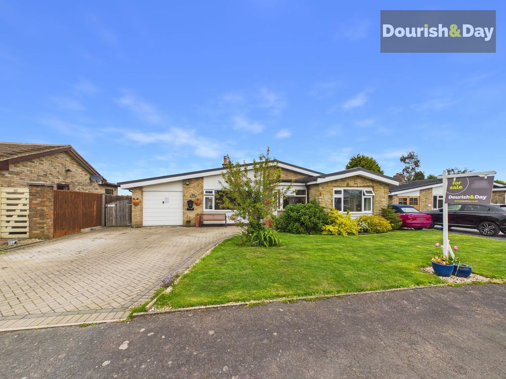 Property photo 1 of 25