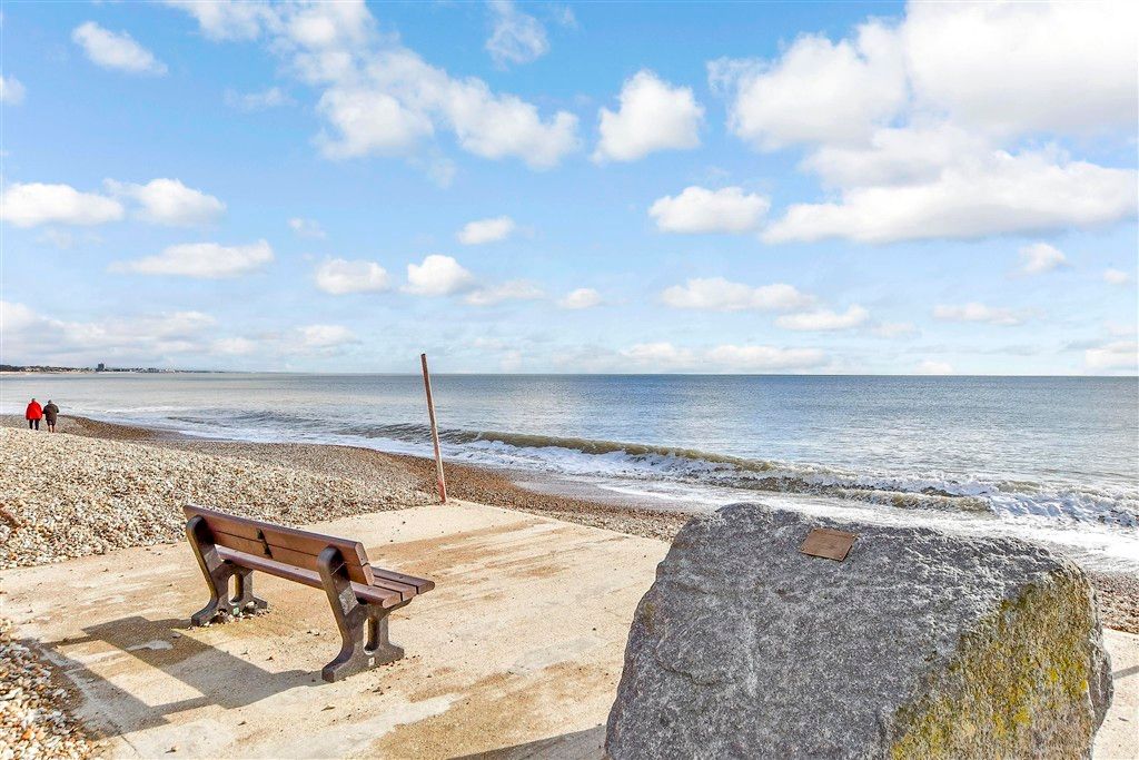 Property photo 2 of 10 Surrounding Area