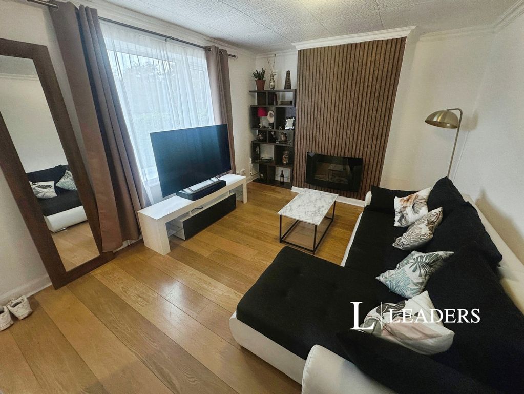 Property photo 2 of 17 Pbox-Img.Jpg