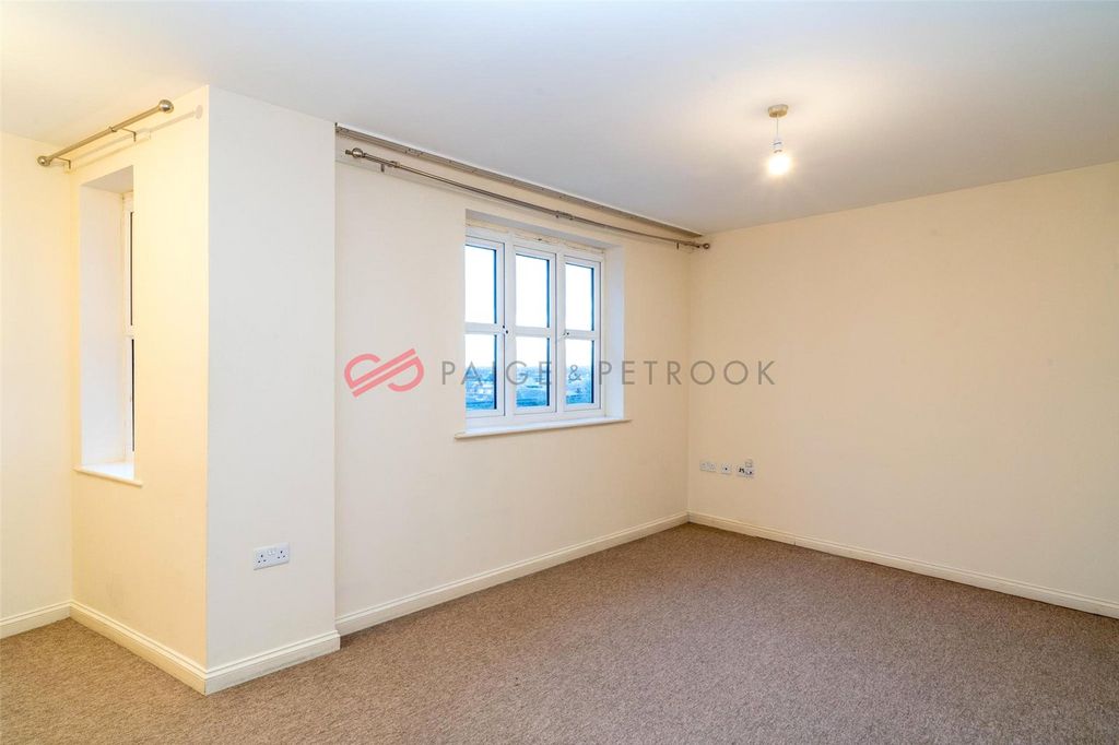 Property photo 2 of 6 Picture No. 03