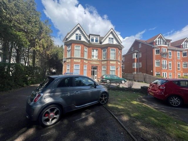 Property photo 1 of 5