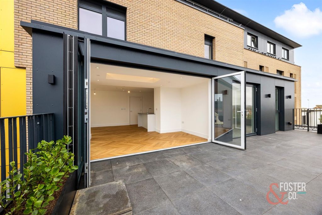 Additional image 8 of 2 bed flat for saleKingsway, Hove BN3