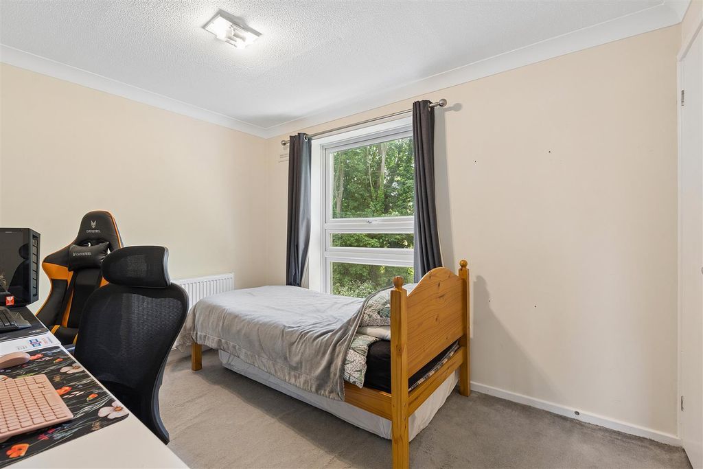 Additional image 8 of 2 bed end terrace house for saleFarm Holt, New Ash Green DA3