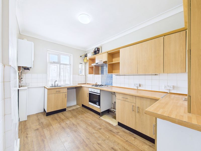 Property photo 3 of 11 Photo 11