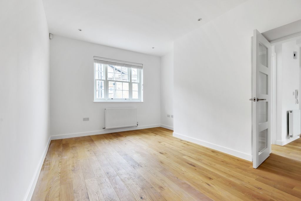 Property photo 3 of 9 788110 (1)
