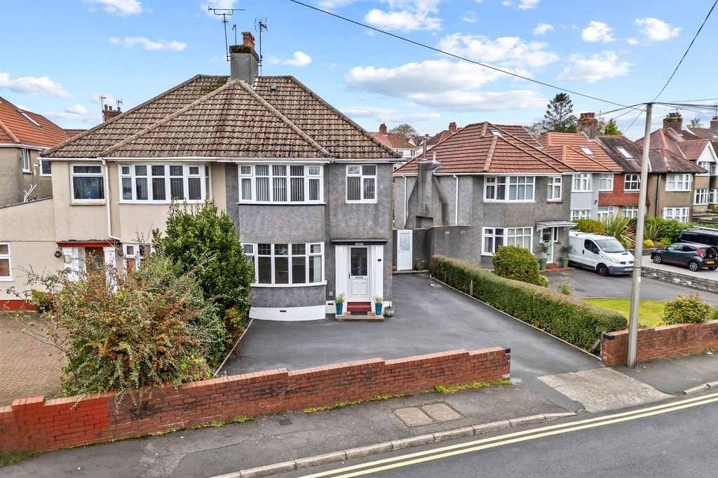 Property photo 1 of 29