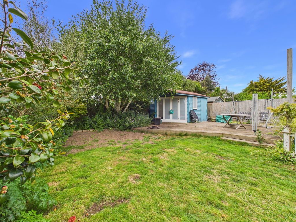 Property photo 2 of 29