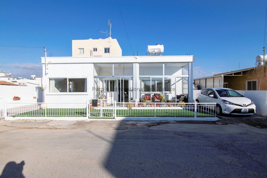 Property photo 1 of 25