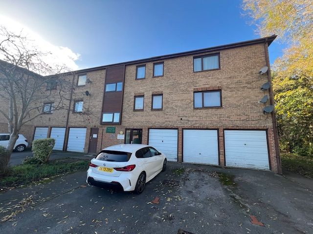 Property photo 1 of 5