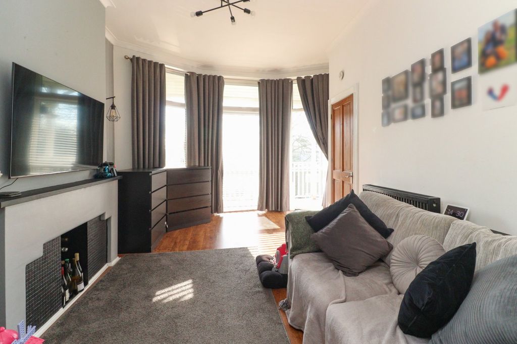 Additional image 4 of 2 bed flat for saleMinnis Road, Birchington CT7