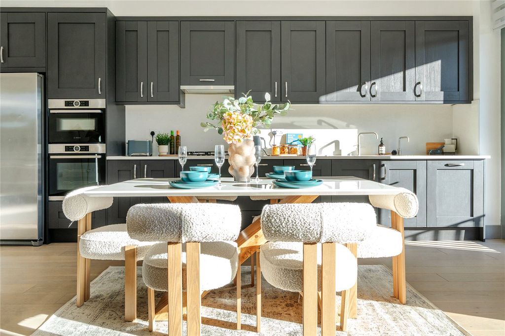 Property photo 3 of 23 Picture No. 05