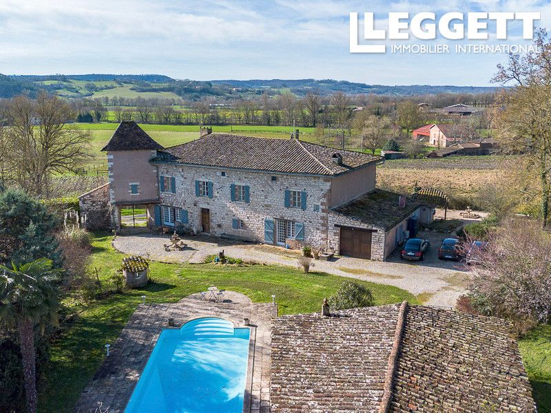 Property photo 2 of 10