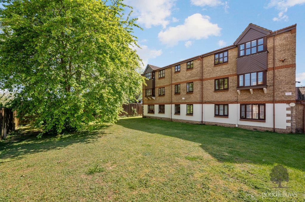 Property photo 1 of 9 Picture No. 10