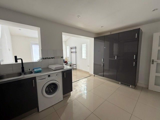 Property photo 1 of 26