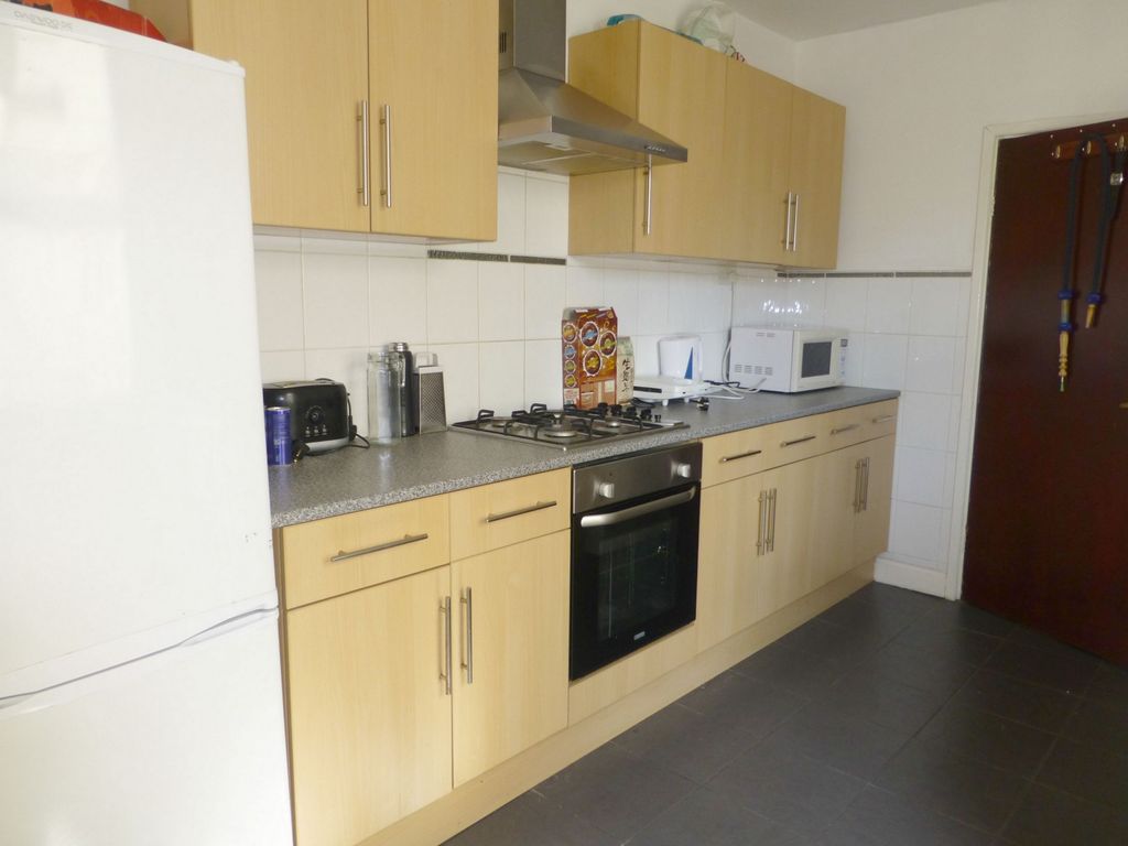 Property photo 2 of 9 Photo 4