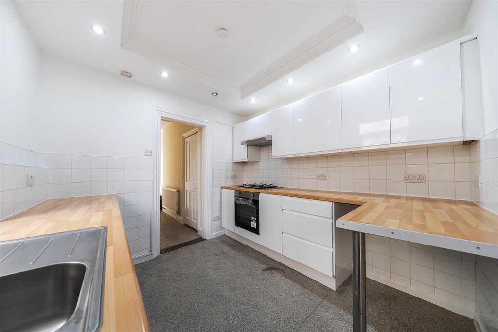 Property photo 3 of 11 1-6A22F6c13c29c-1473043-13-6A229Cffbc35F-1.Jpg