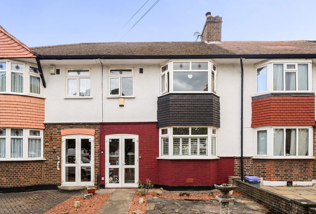 Property photo 1 of 17 1-6Aa1E25F1391E-1...