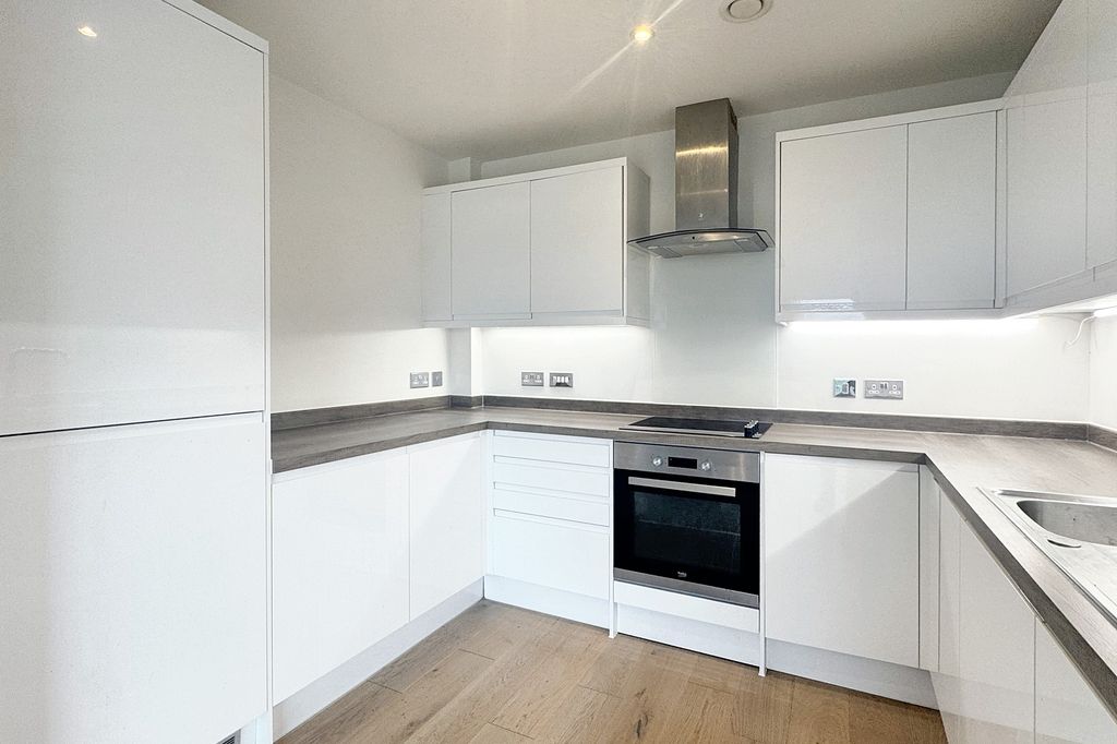 Property photo 2 of 11 Img_1447