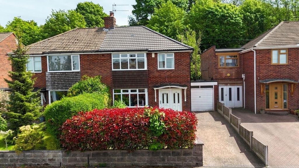 Property photo 1 of 25