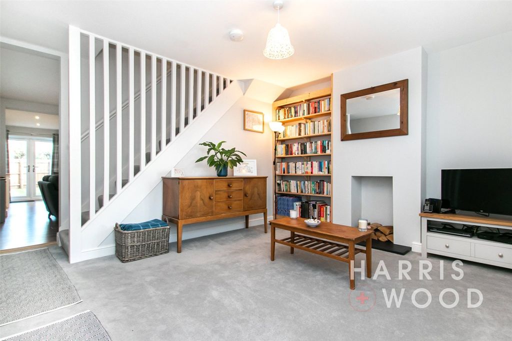 Property photo 3 of 34 4608633