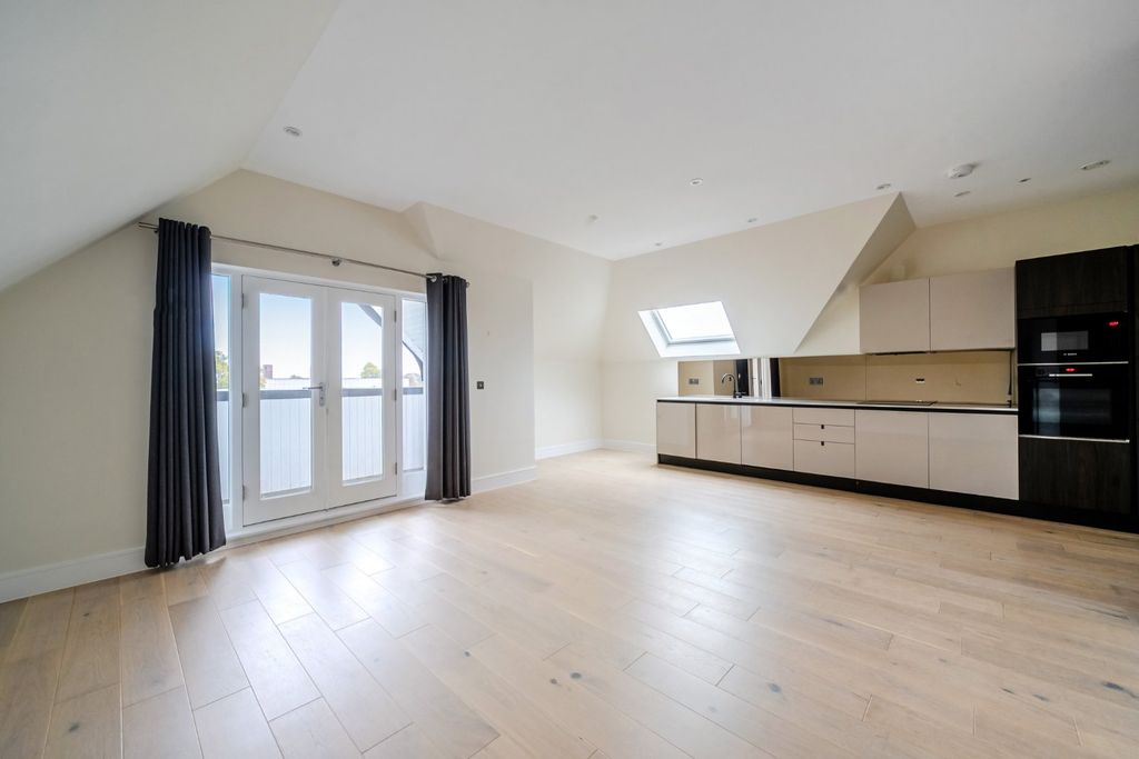 Property photo 1 of 11 Picture No. 23