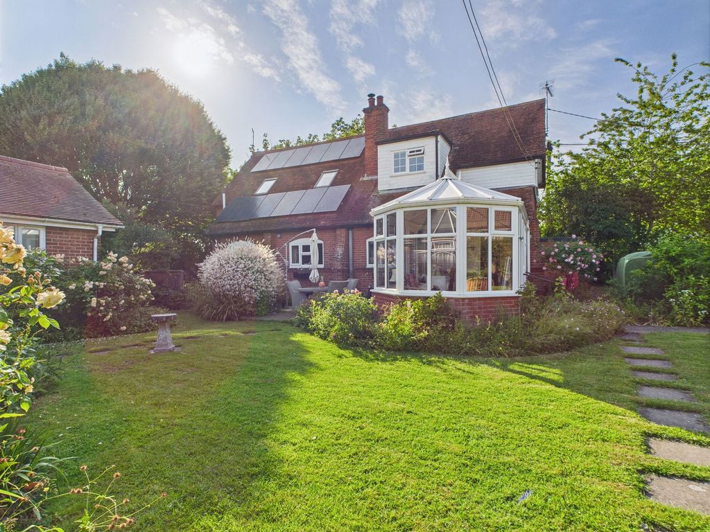 Property photo 2 of 34
