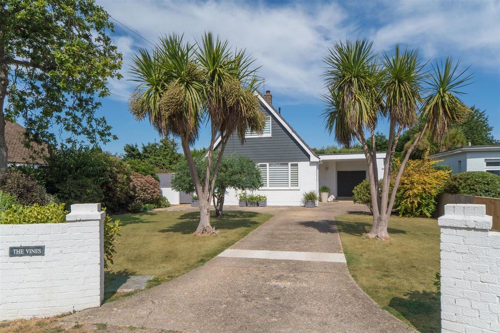 Property photo 1 of 23