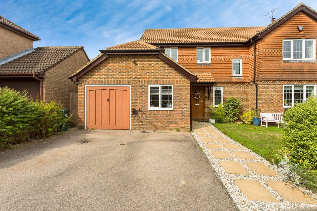 Property photo 1 of 26
