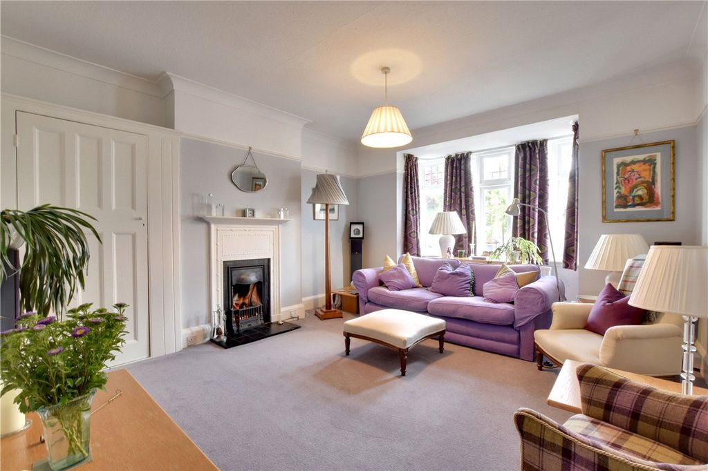 Property photo 2 of 30 Picture No. 25