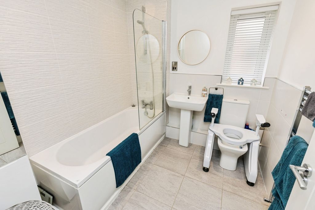 Additional image 21 of 4 bed detached house for saleMorda Bank, Morda, Oswestry, Shropshire SY10