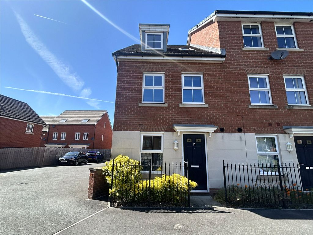 Property photo 1 of 19 Appledore Drive