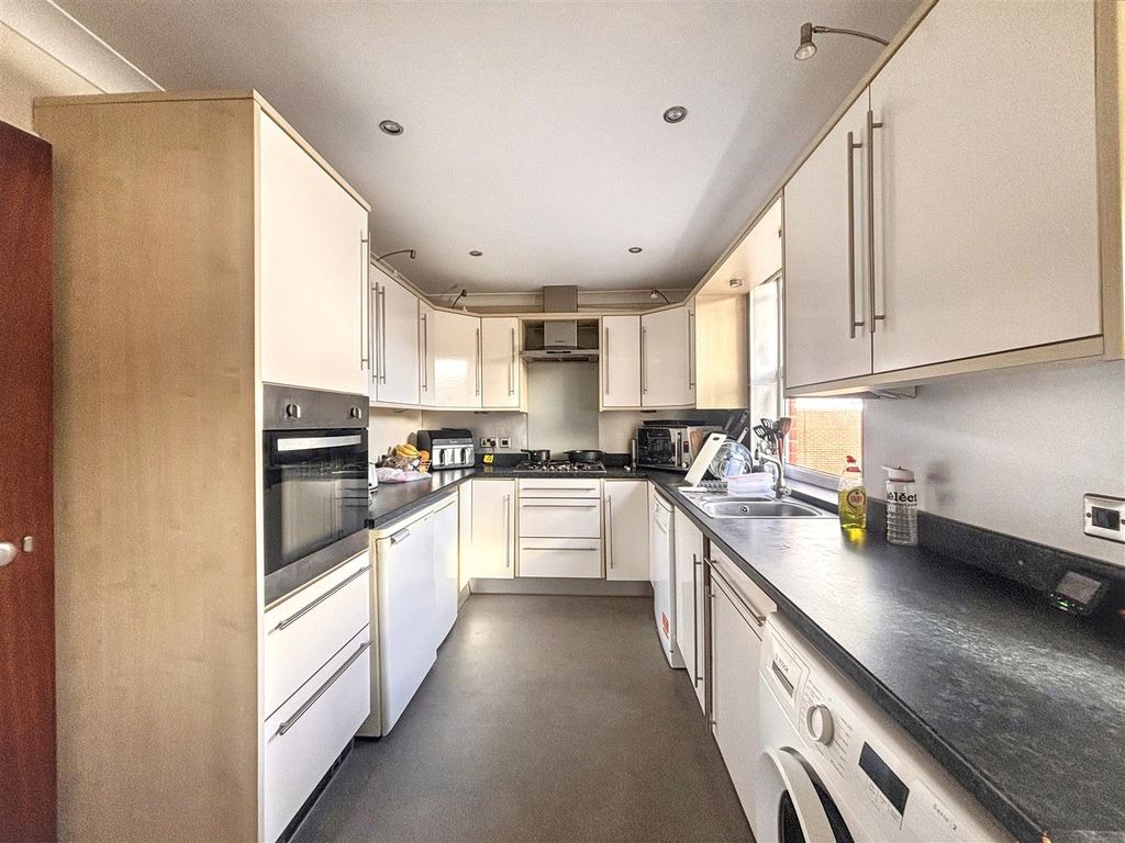 Property photo 2 of 11 Img_0609.Jpg