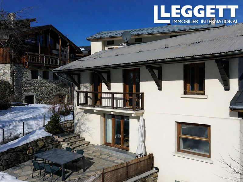 Property photo 1 of 10