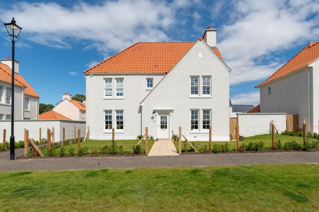 Property photo 1 of 11