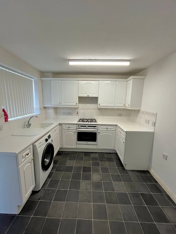 Property photo 3 of 6 Image