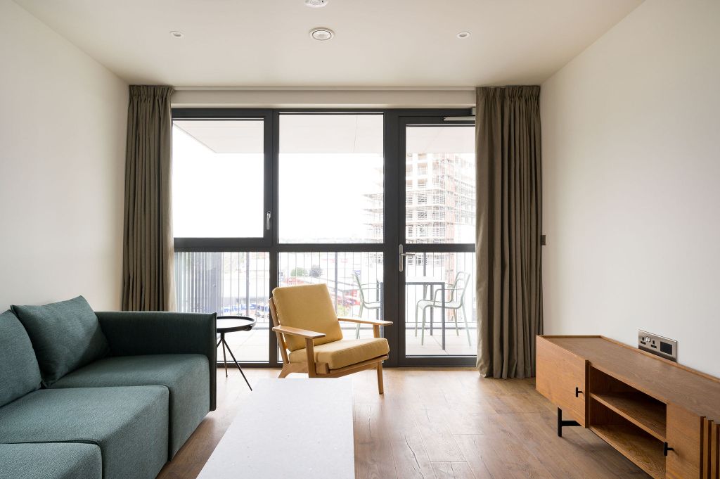 Property photo 1 of 22