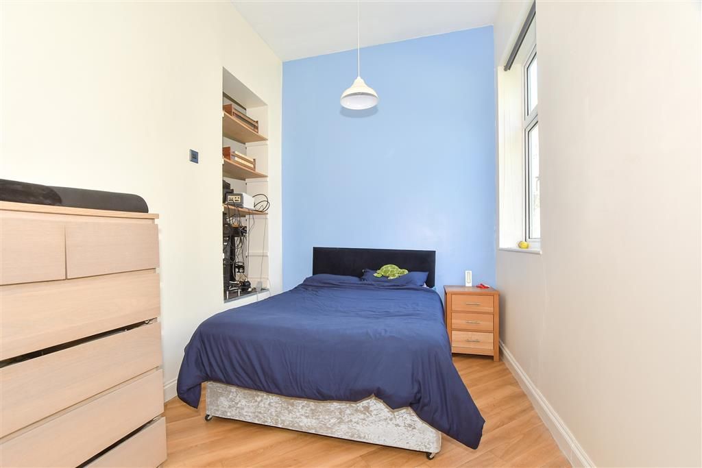 Property photo 3 of 10 Bedroom 1