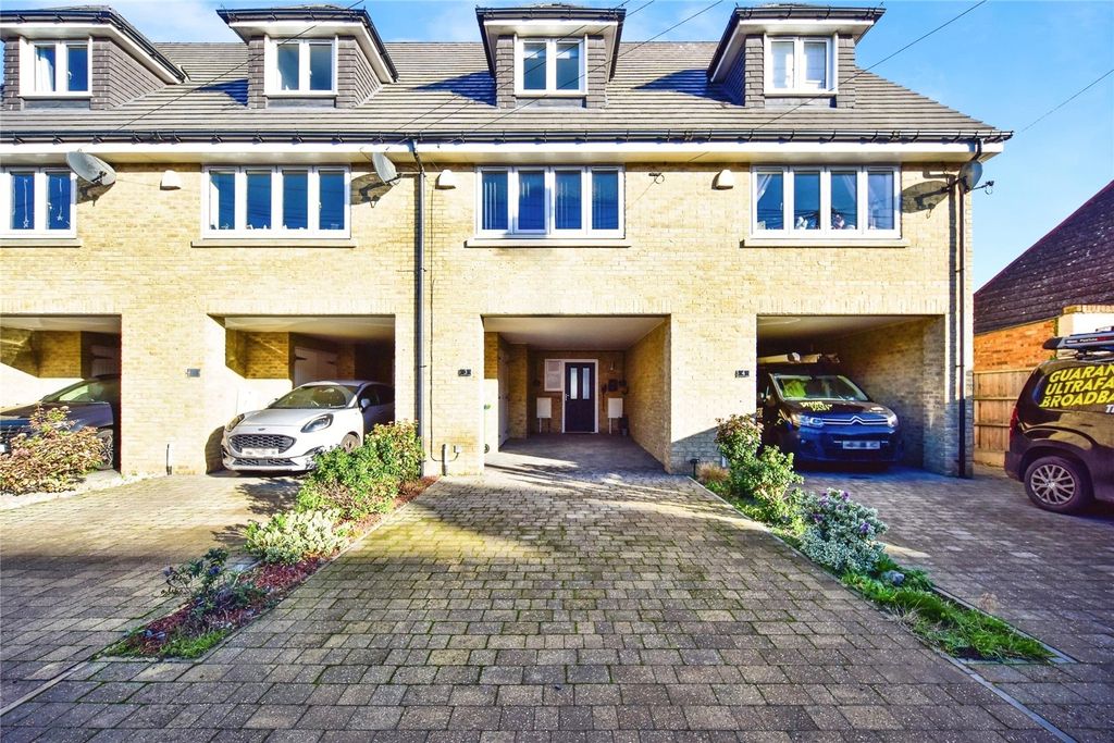 Property photo 2 of 38 Picture No. 39