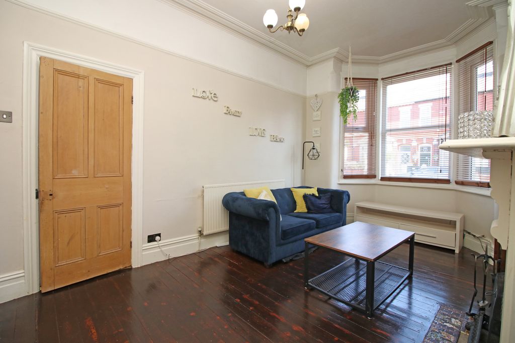 Property photo 3 of 18