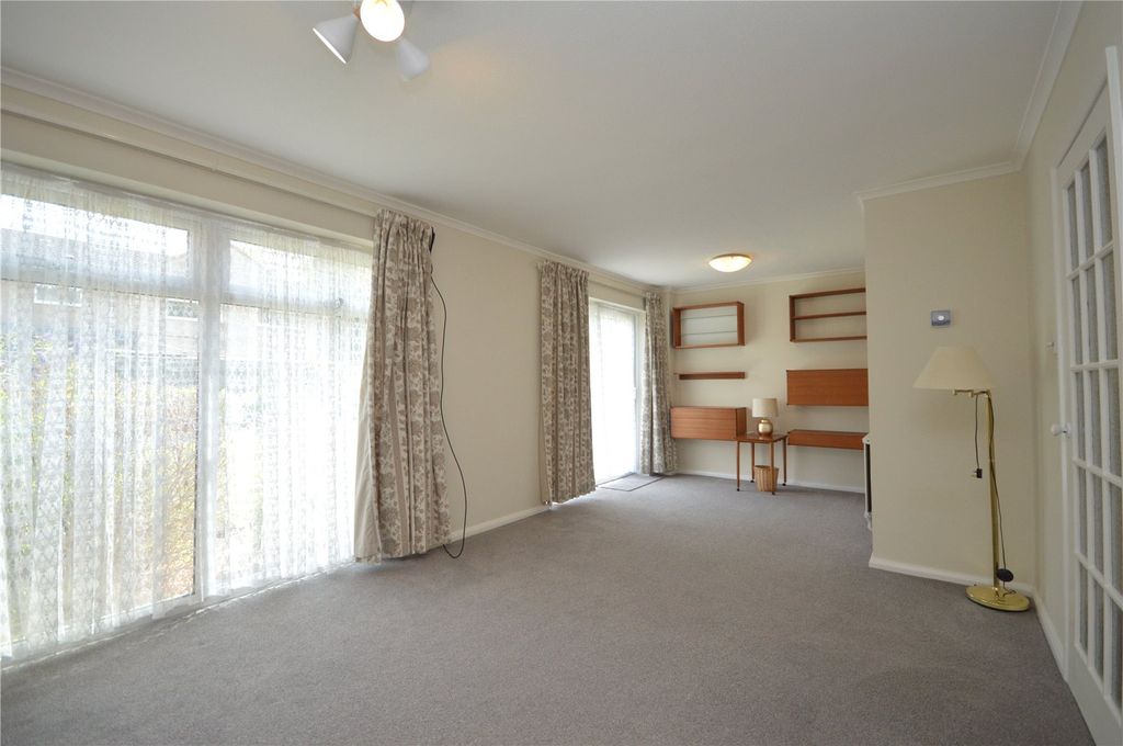 Property photo 2 of 11 Picture No. 16