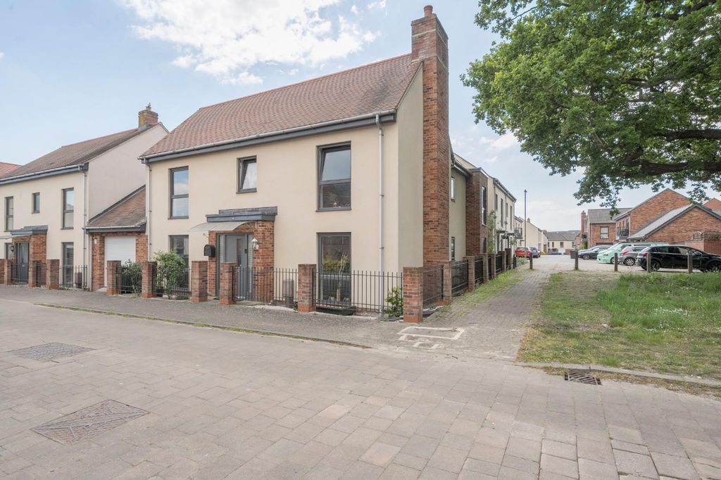 Property photo 2 of 17 23-1284699-56-6824A470c2d81-Arw-23 (1).Jpg