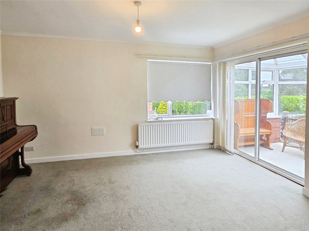 Property photo 3 of 19 Living/Dining Room