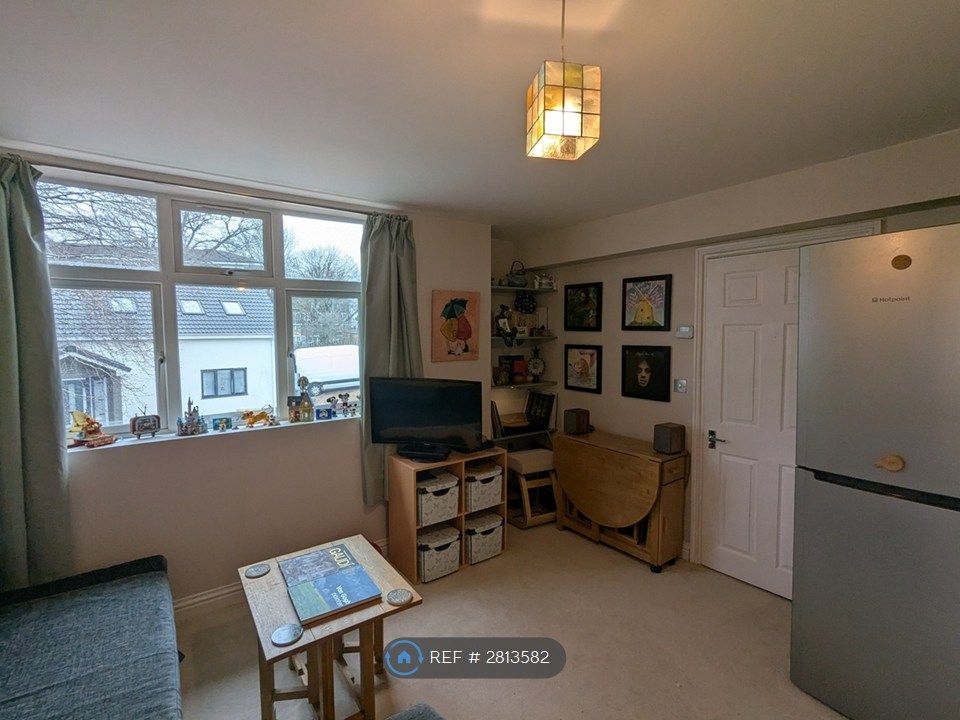 Property photo 2 of 12 Living Room