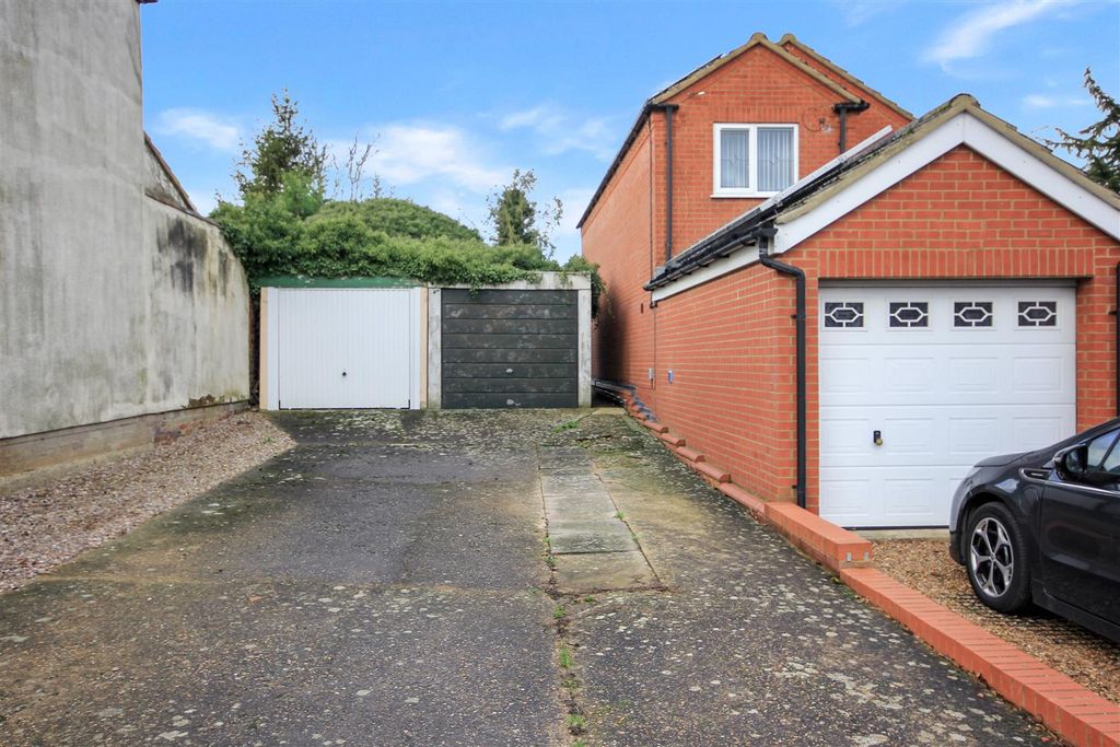 Property photo 3 of 18 Img_9906.Jpg