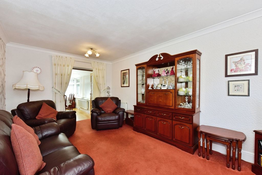 Property photo 3 of 20 Pbox-Img.Jpg