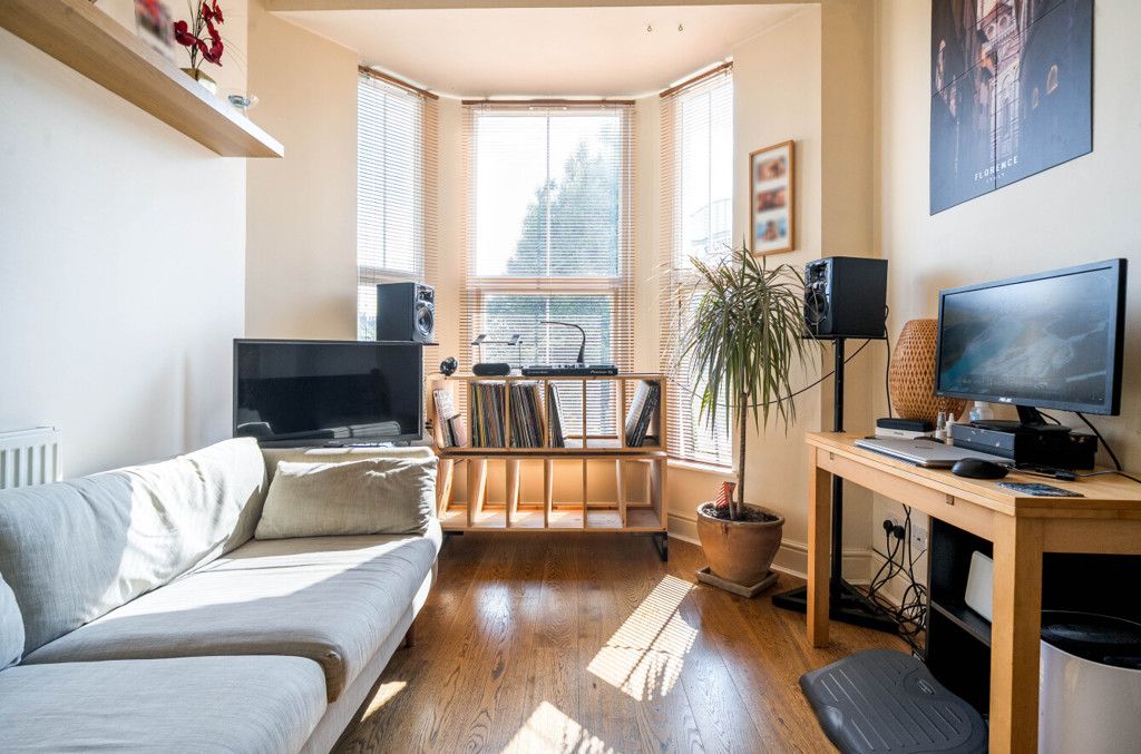 Property photo 1 of 12 Reception Room