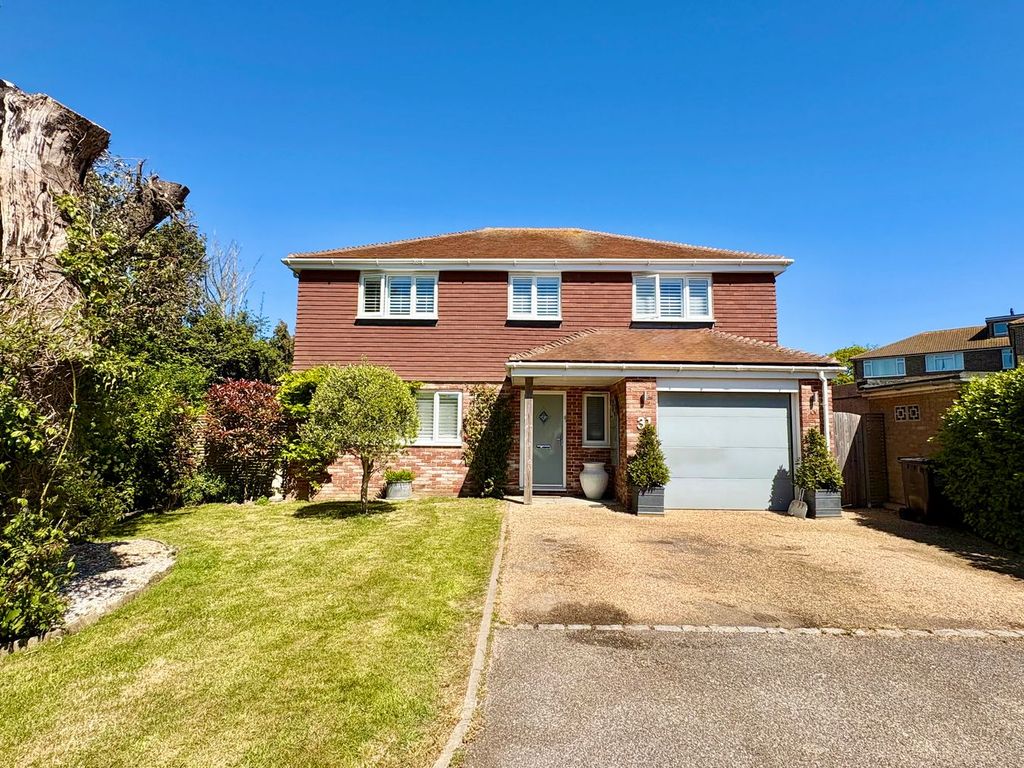 Property photo 1 of 27