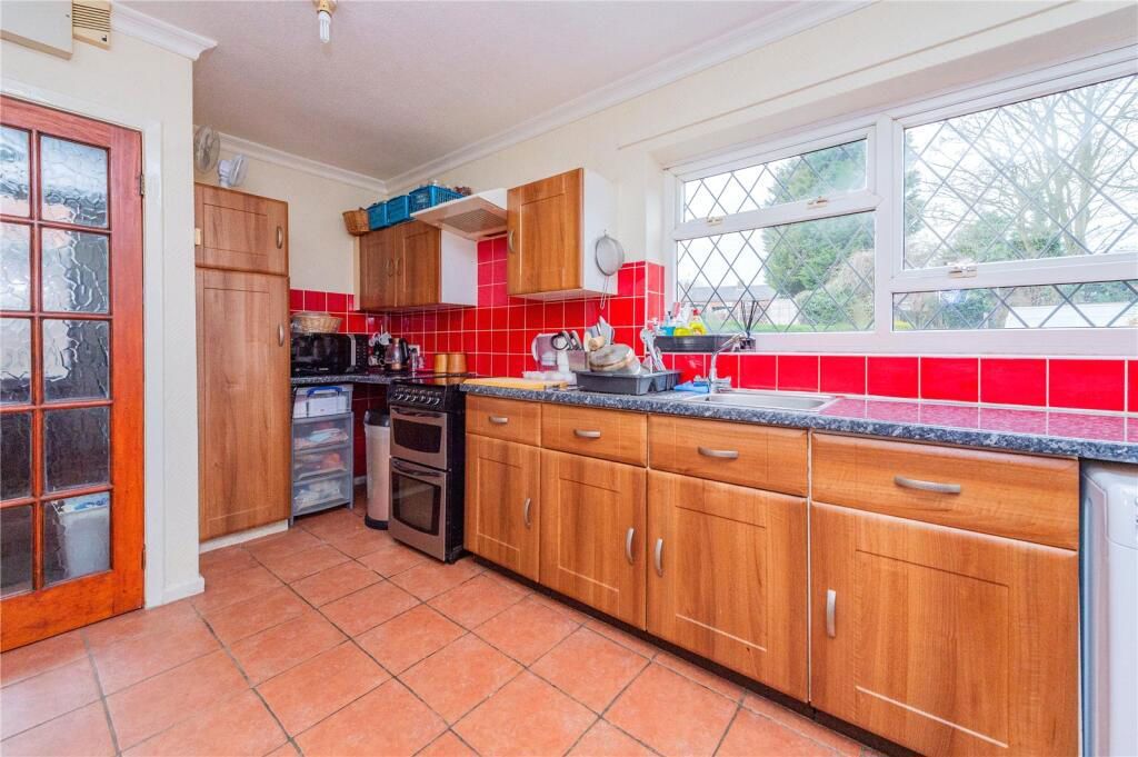 Property photo 2 of 24