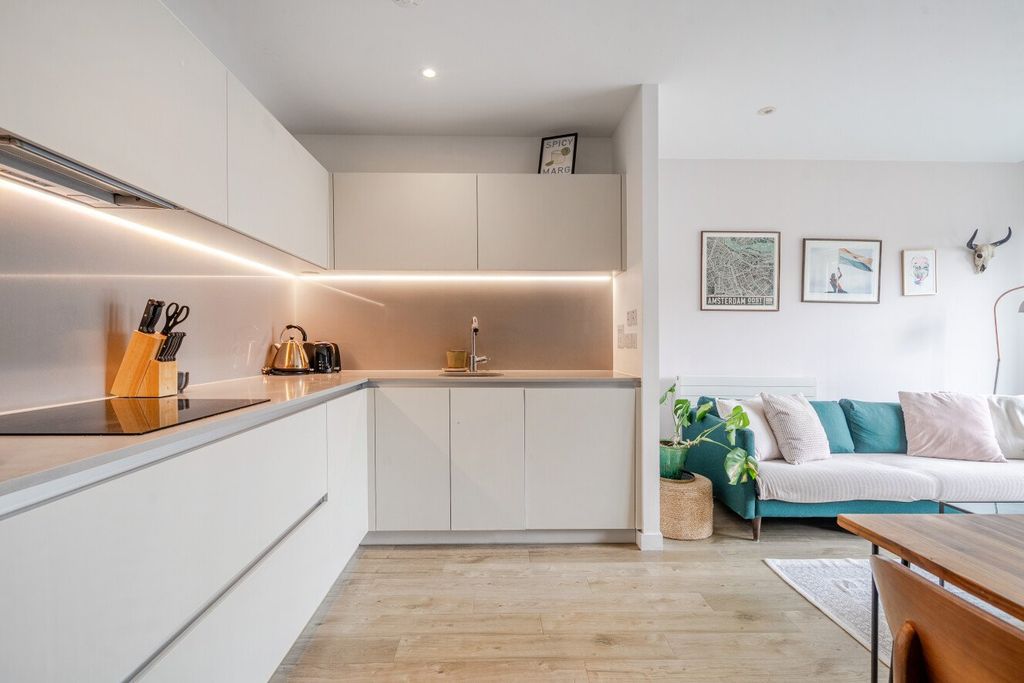 Property photo 3 of 23 Picture No. 26